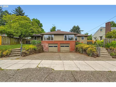 4645 NE 42nd Ave, Portland, OR 97218