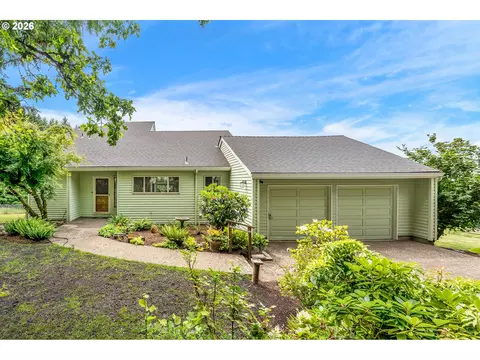 27075 NE Mountain Top Rd, Newberg, OR 97132