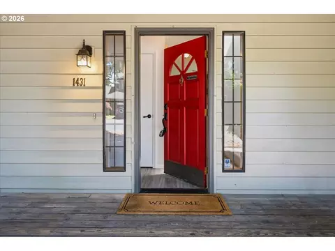 Entry Way - 1431 NW 19th St, Gresham, OR 97030 photo 1 of 1