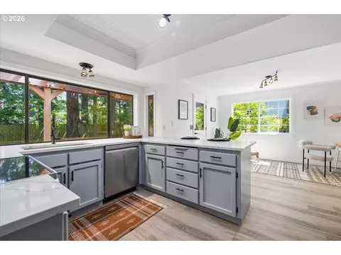 Kitchen - 1431 NW 19th St, Gresham, OR 97030 photo 1 of 7