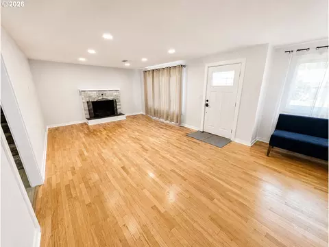 Living - 4475 Cascade Dr, Eugene, OR 97402 photo 1 of 3