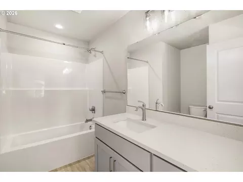 Bath - 2403 NW 1st Dr, Gresham, OR 97030 photo 1 of 3