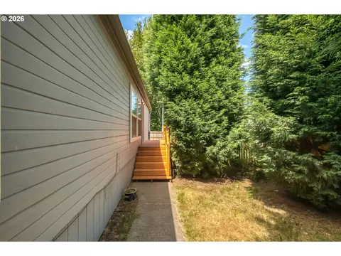 1949 SE Palmquist Rd #5, Gresham, OR 97080 photo 28