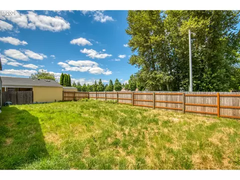 1949 SE Palmquist Rd #5, Gresham, OR 97080 photo 24