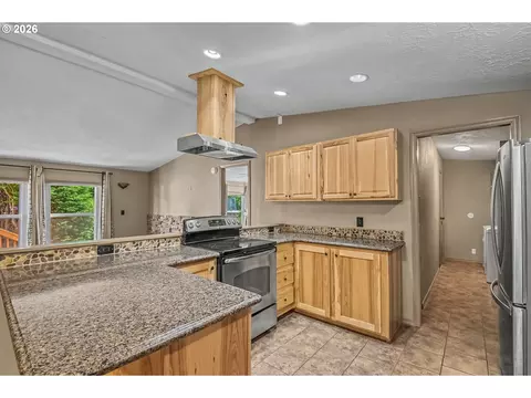1949 SE Palmquist Rd #5, Gresham, OR 97080 photo 8
