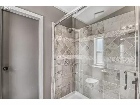1949 SE Palmquist Rd #5, Gresham, OR 97080 photo 20