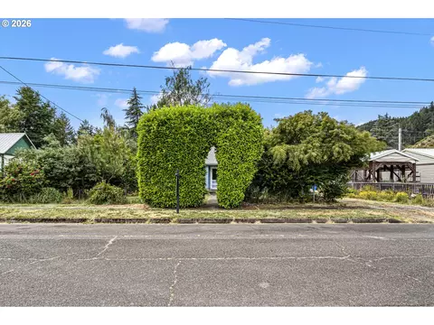 Exterior - 415 Date St, Drain, OR 97435 photo 13 of 13