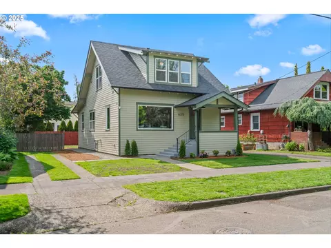 625 NE 69th Ave, Portland, OR 97213