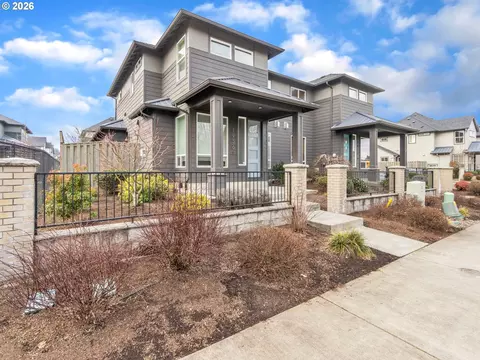 1956 SW 53rd St, Corvallis, OR 97333