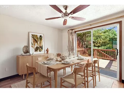 Dining - 895 NW 3rd St, Gresham, OR 97030 photo 1 of 1