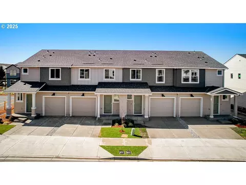 10426 NE 121st Ave, Vancouver, WA 98662