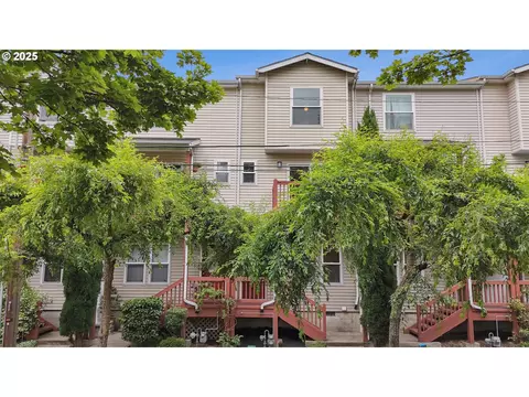 8715 N Crawford St, Portland, OR 97203