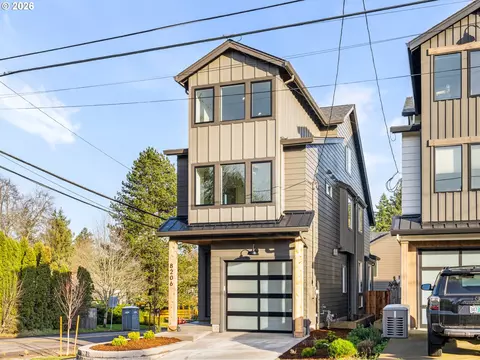8206 SW 46th Ave, Portland, OR 97219