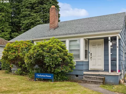 2323 SE 70th Ave, Portland, OR 97215