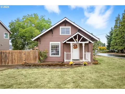 306 N Cole Ave, Molalla, OR 97038