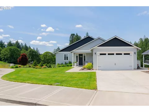 720 W Golden Eagle Dr, La Center, WA 98629