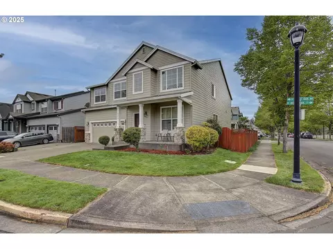 3849 SE Belle Oak Ave, Hillsboro, OR 97123