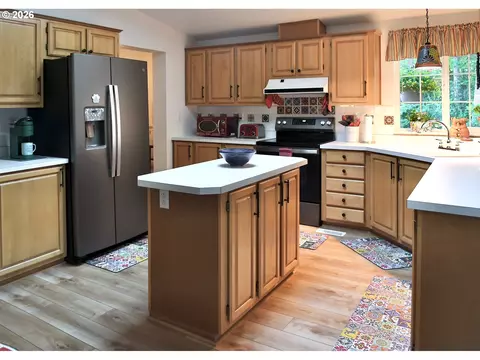 625 Glenbrook Cir, Florence, OR 97439 photo 19