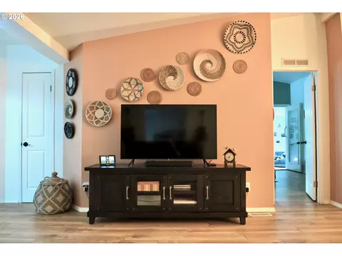 625 Glenbrook Cir, Florence, OR 97439 photo 22