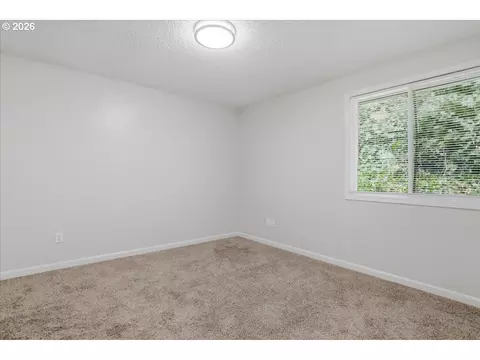 Bedroom - 331 NW 14th Ave, Camas, WA 98607 photo 2 of 2