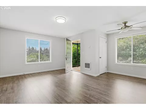 Living - 331 NW 14th Ave, Camas, WA 98607 photo 1 of 3