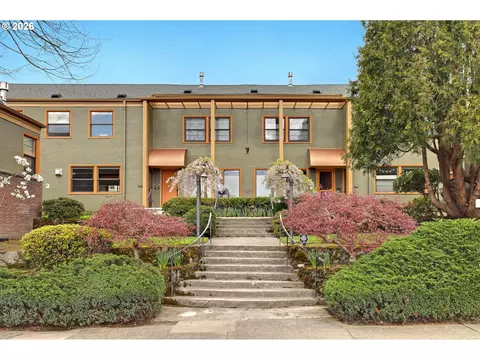 2025 SE Caruthers St #11, Portland, OR 97214