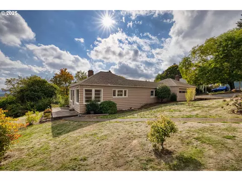 1530 Urban Ln NW, Salem, OR 97304