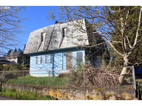 9328 N Pier Park Pl, Portland, OR 97203