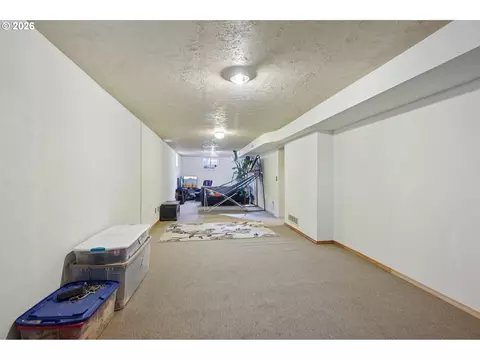 Other - 800 SE Greenway Dr, Gresham, OR 97080 photo 7 of 10