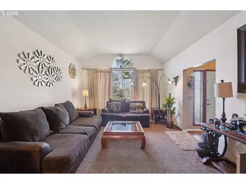 Other - 800 SE Greenway Dr, Gresham, OR 97080 photo 2 of 10