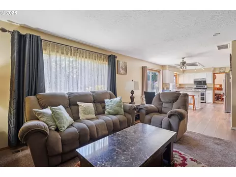 Other - 800 SE Greenway Dr, Gresham, OR 97080 photo 4 of 10