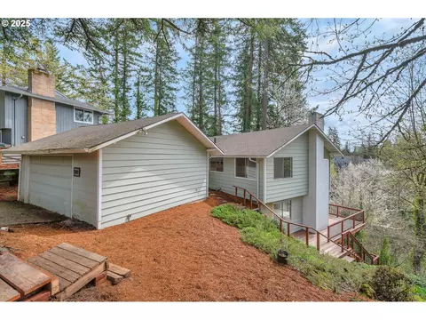 8180 SW Brookridge St, Portland, OR 97225