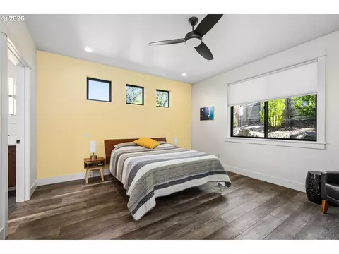 Bedroom - 1179 Hyde Park Pl, Eugene, OR 97401 photo 1 of 7