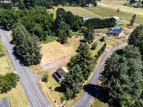 22352 S Redland Rd, Estacada, OR 97023