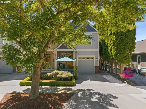 341 NE 3rd Ave, Hillsboro, OR 97124