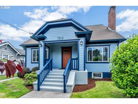 7914 SE 7916 Se Main St, Portland, OR 97215
