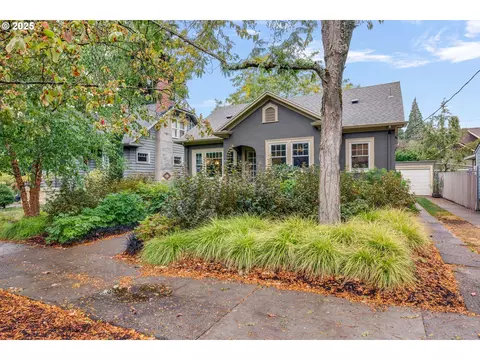 1723 NE 54th Ave, Portland, OR 97213