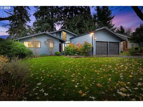3423 Chaucer Way, Eugene, OR 97405