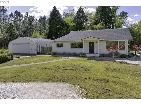 608 Flournoy Valley Rd, Roseburg, OR 97471