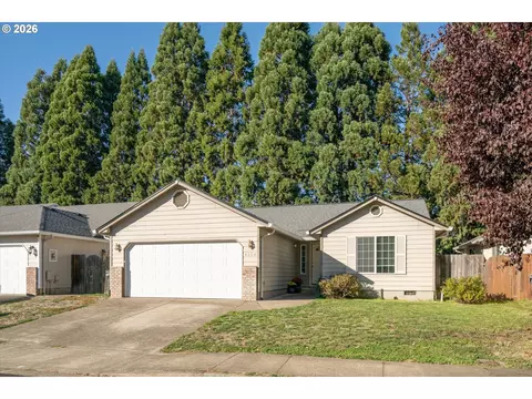 Exterior - 4264 Cole Way, Springfield, OR 97478 photo 2 of 7