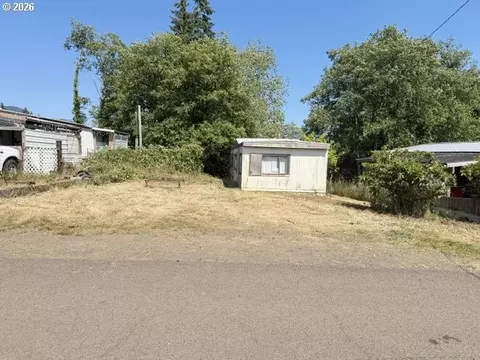 7845 19th St, Bay City, OR 97107