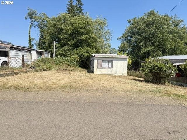 7845 19th St, Bay City, OR 97107