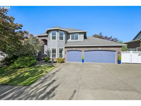 16131 SE Goosehollow Dr, Damascus, OR 97089