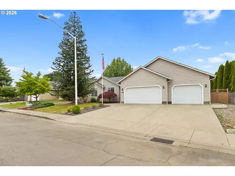 2676 Westlake Ave, Sutherlin, OR 97479