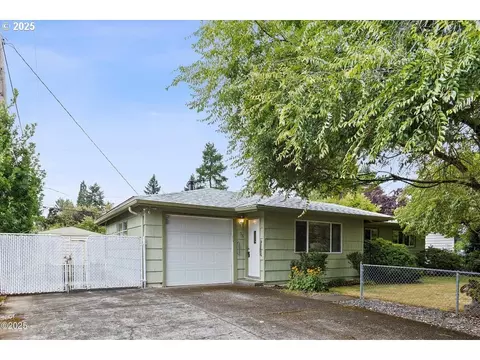 635 NE 192nd Ave, Portland, OR 97230
