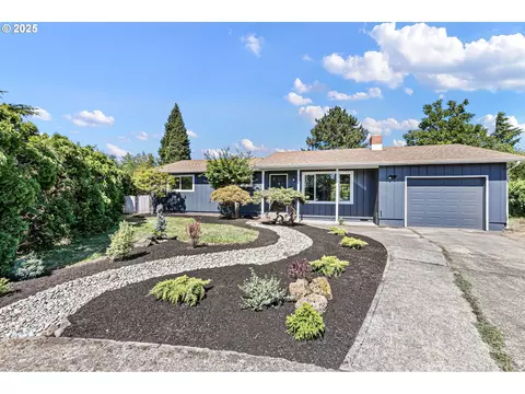 1267 Kenray Loop, Springfield, OR 97477