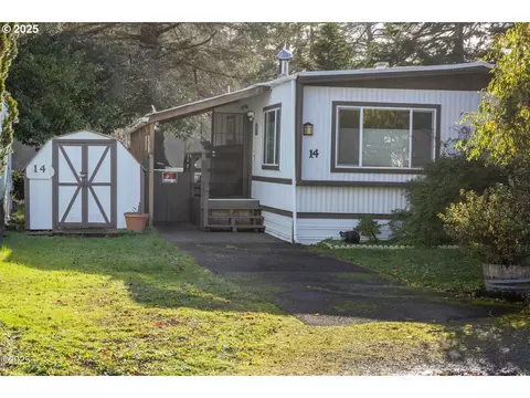 5142 SE Highway 101 #14, Lincoln City, OR 97367