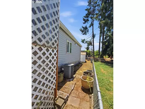2145 31st St #39, Springfield, OR 97477 photo 41