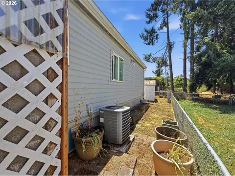 2145 31st St #39, Springfield, OR 97477 photo 42
