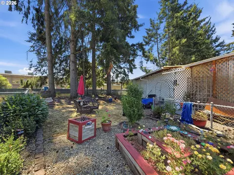 2145 31st St #39, Springfield, OR 97477 photo 5